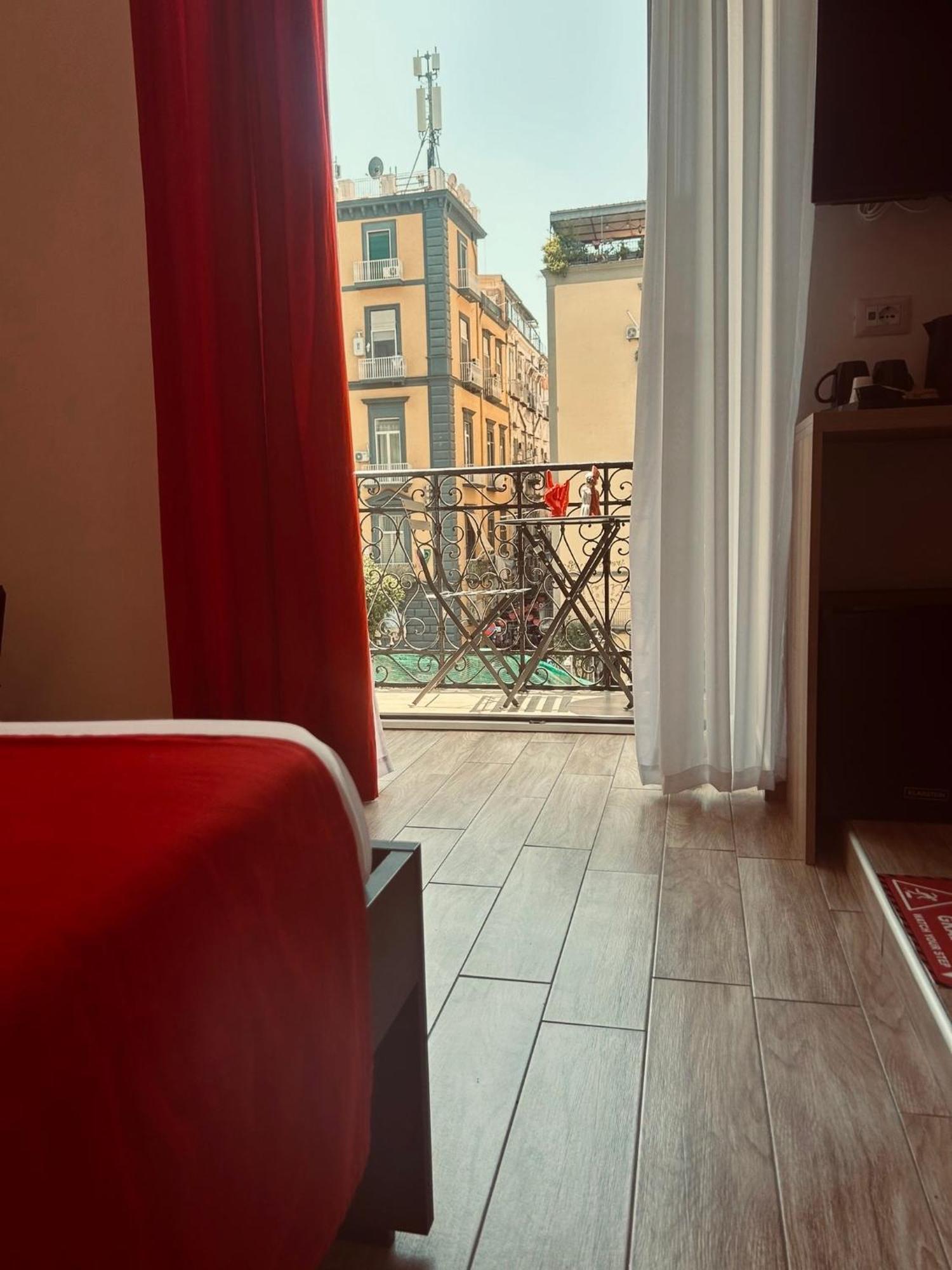 Mia Napoli Bed and Breakfast Exteriör bild